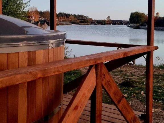 Hostal Dacha Club Novyye Bezradichi Exterior foto